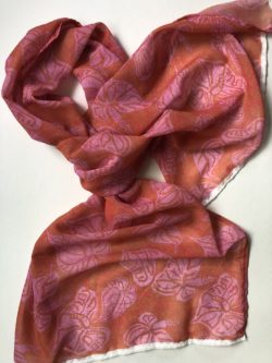 Retro Anthurium scarf in Peach/Pink